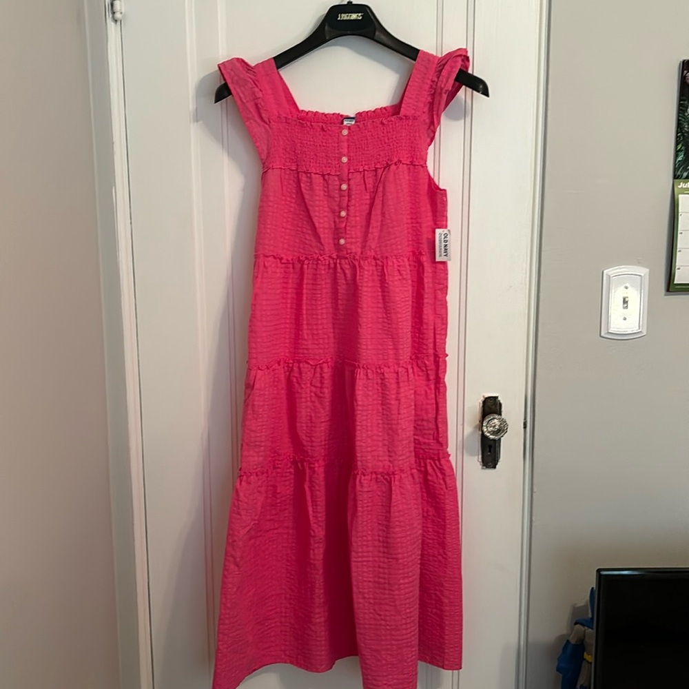 COPY - BRAND NEW WITH TAGS OLD NAVY SIZE S PINK FLUTTER SLEEVE DRESS